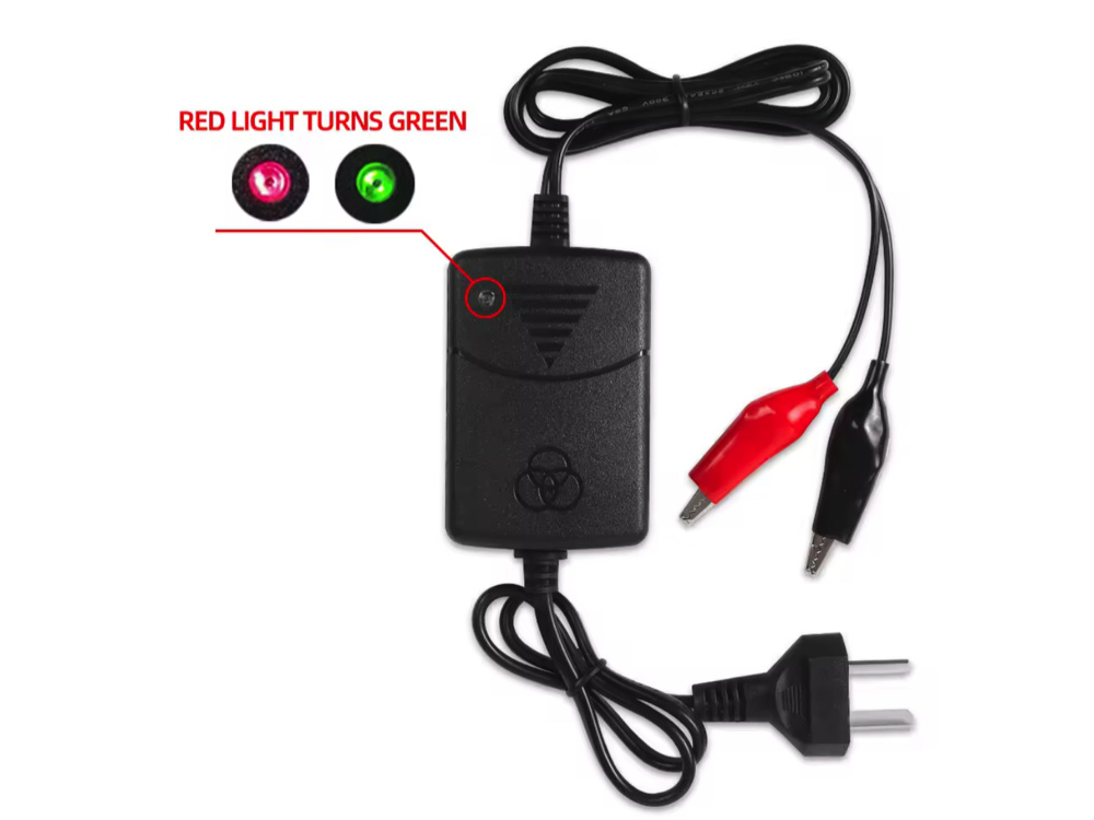 12 Volt 1300Ma Oplader Met Klemmen Voor Loodaccu's. 12 Volt 1300Ma Oplader Met Klemmen Voor Loodaccu's.
